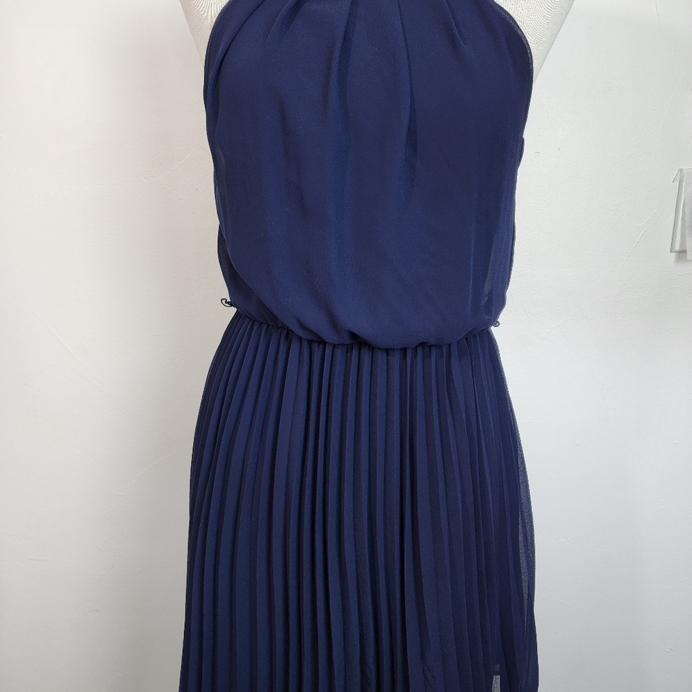 A. BYER Blue Pleated Scoop Neck Dress Size M - Picture 4 of 9